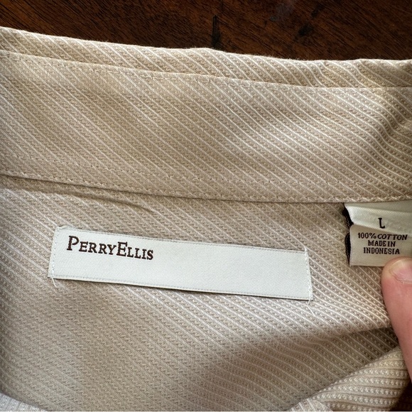 Perry Ellis Long Sleeve Button Down Large - Picture 2 of 5